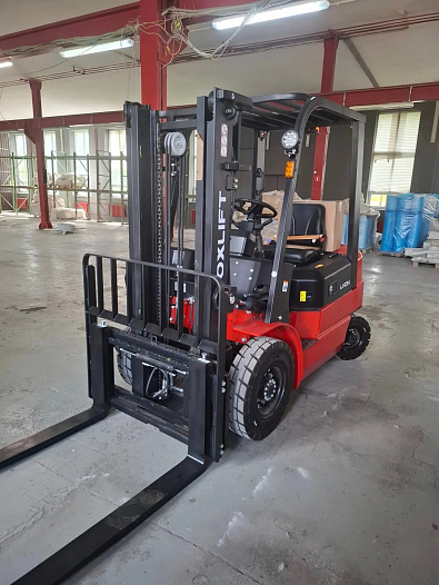 Электрический вилочный погрузчик OXLIFT RX30 