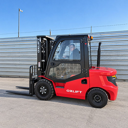 Автопогрузчик Вилочный Дизельный OXLIFT CPCD30 4500 мм 3000 кг SS FFL с кабиной японский двигатель