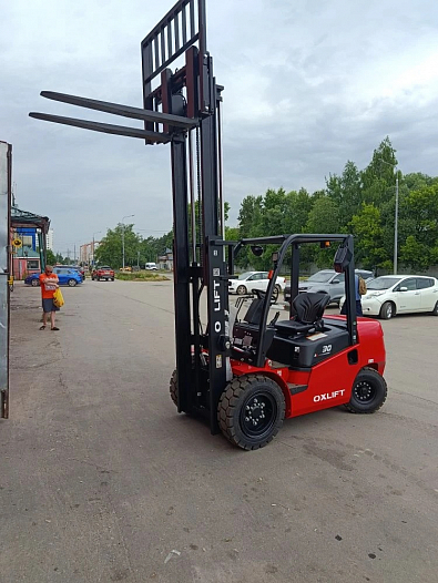 Дизельный вилочный погрузчик OXLIFT CPCD30-A2G2
