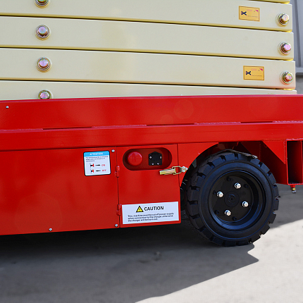 OXLIFT QZ-050-070 Самоходный (поводковый) подъемник ножничного типа с питанием от АКБ 7000 мм 500 кг