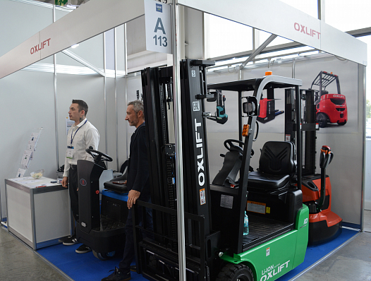 OXLIFT на CeMAT RUSSIA 2026: три новинки и 218 заявок