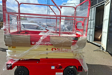 Самоходный ножничный подъемник OXLIFT QZ-050-070