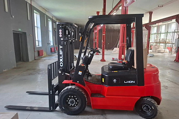 Электрический вилочный погрузчик OXLIFT RX30 