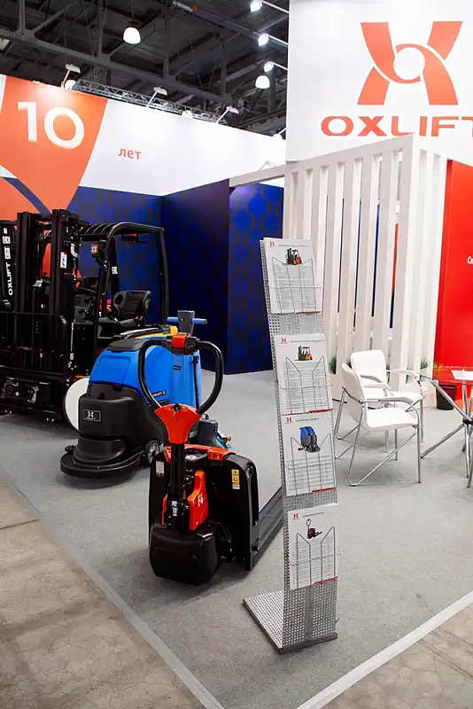 Фотогалерея: OXLIFT на выставке CeMAT Russia (16–18 сентября 2025 г.) 38
