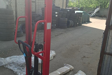 Ручной штабелер OXLIFT HS1016 — в гаражный кооператив 